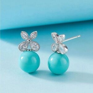 Rhinestone  and tourqoise color Stud Earrings